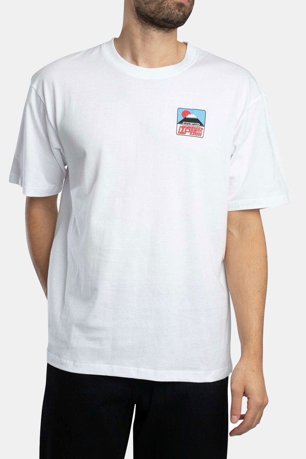 إدوين صنسيت على قميص فوجي سان (أبيض)