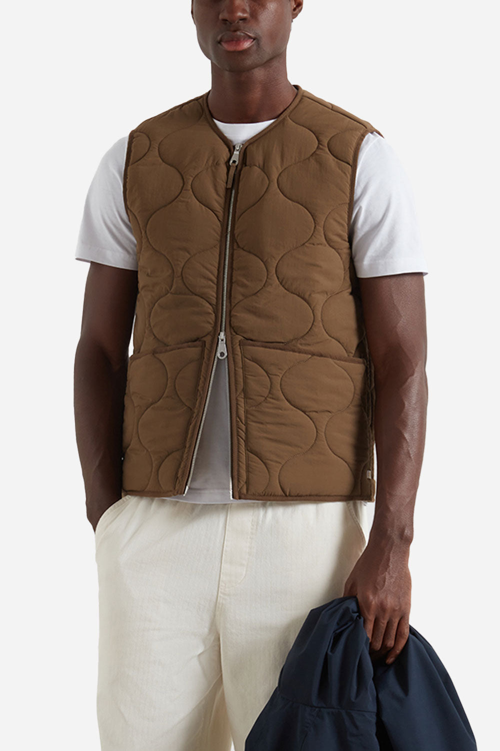 Farah Campbell Gilet (Clove Brown)