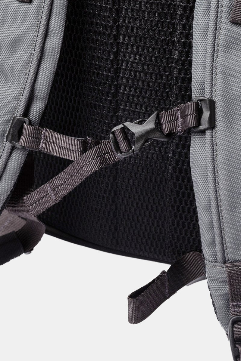 Sandqvist Sune Backpack (Multi Dark) | Bags