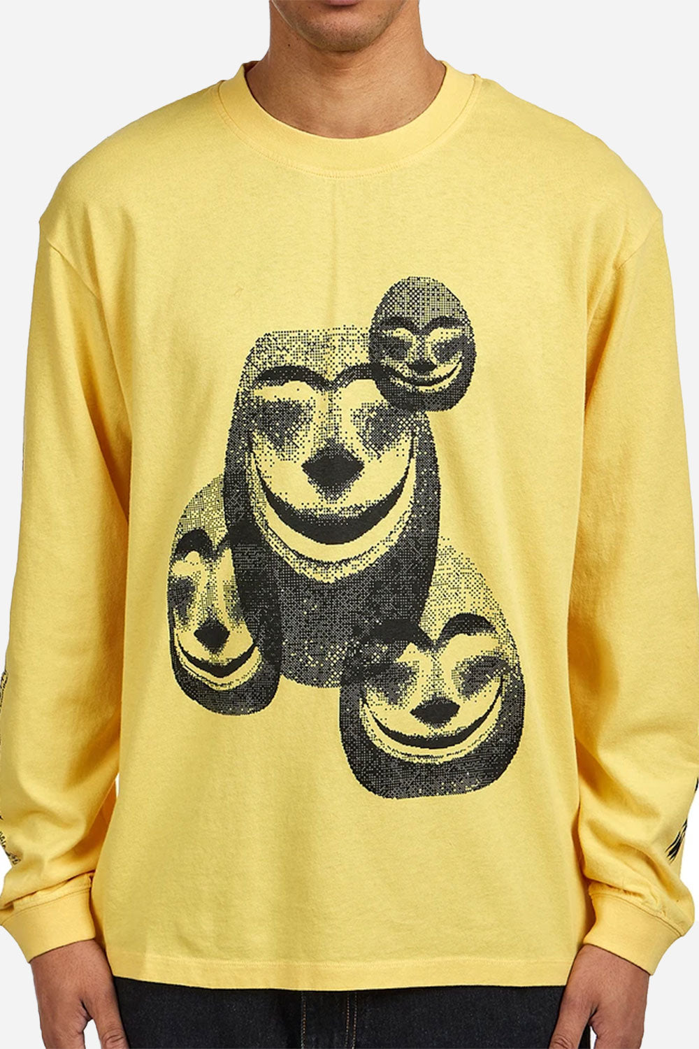 تي شيرت Edwin We Are All Aliens بأكمام طويلة (يارو)